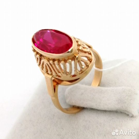 Кольцо / размер 17,5 / 5,76г / Золото583 / корунд