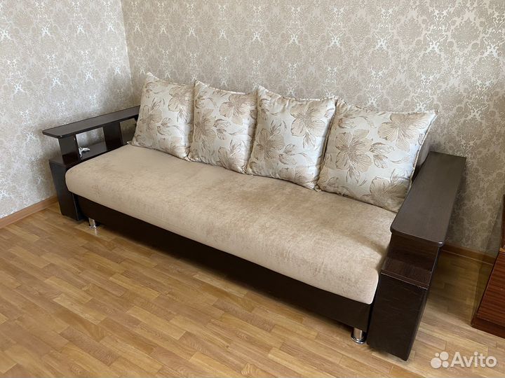 Продам двуспальный диван