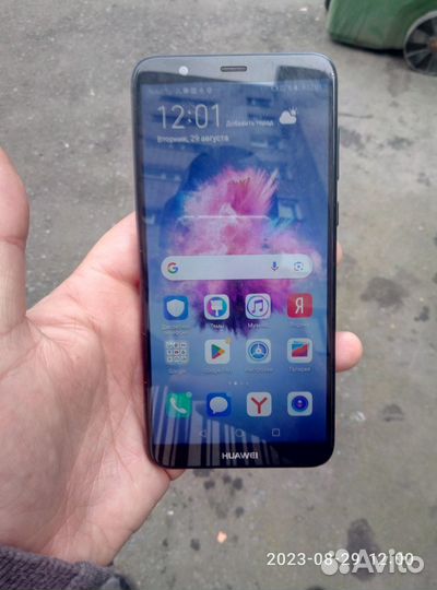HUAWEI P Smart, 3/32 ГБ