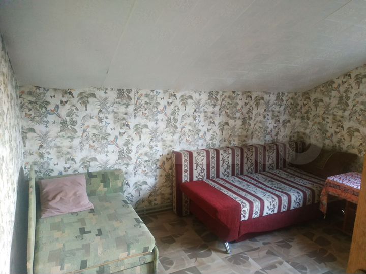 Комната 12 м² в 3-к., 2/2 эт.