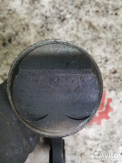 Поршень с шатуном Газ 31105 chrysler 2008