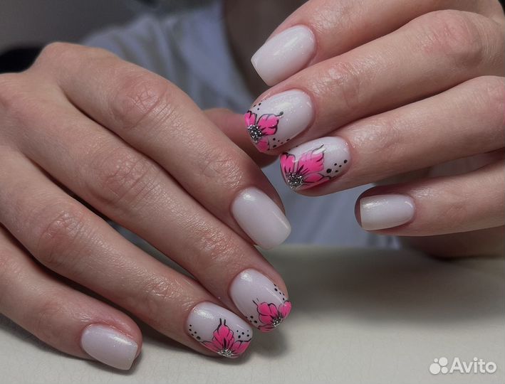 Мастер маникюра и педикюра