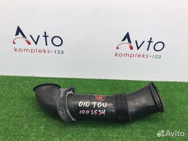 Патрубок воздухозаборника Volkswagen Touareg 7L