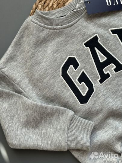 Костюм GAP новый 110