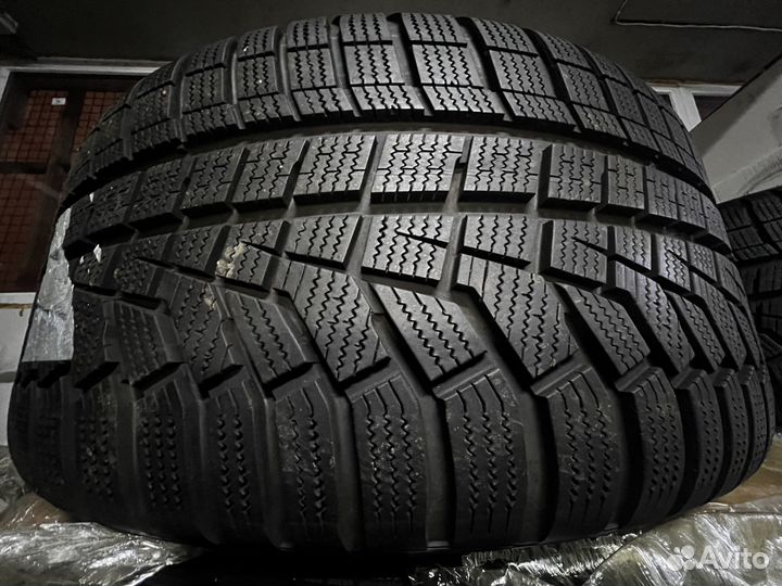 Hankook Winter I'Cept Evo2 W320 285/30 R22