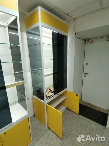 Шкаф-витрина с подсветкой объявление продам