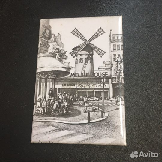 Магниты на холодильник из разных стран