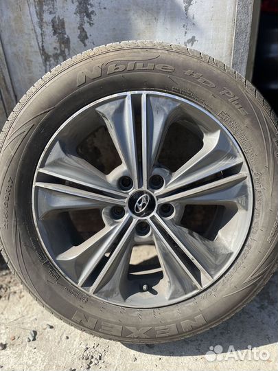 Продам 4 летних колеса с дисками nexen 215/60 r17