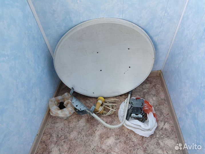 Антенна спутниковая