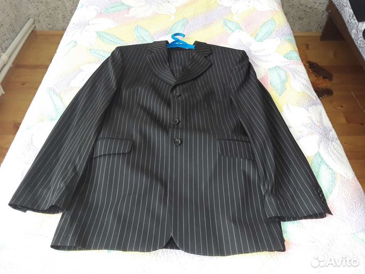 Костюм мужской новый с брюками вместе 50 размер