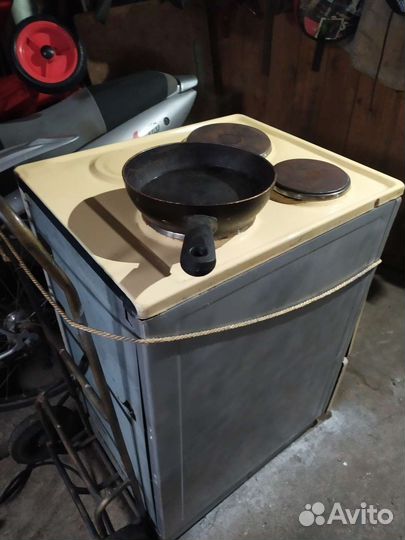 Плита электрическая бу 3-х комфорочная