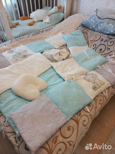 Бортики и балдахин в кроватку