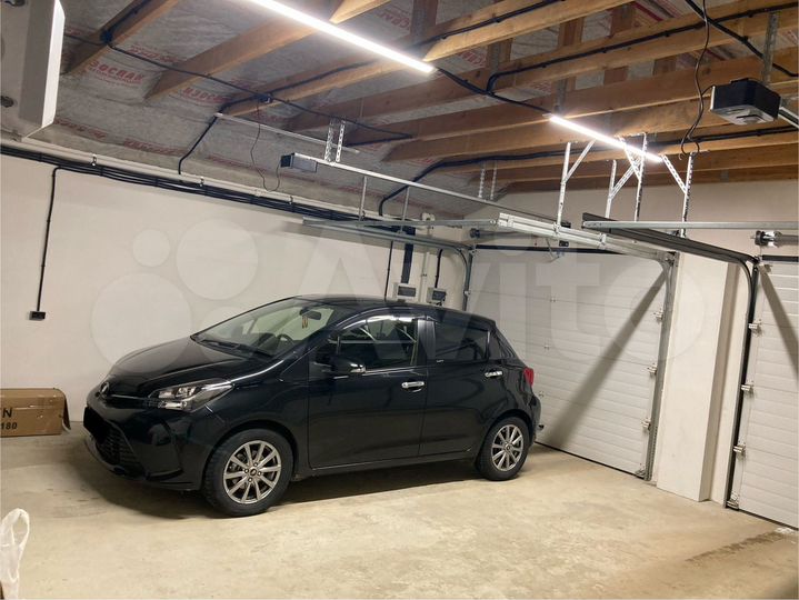 Дом 177,6 м² на участке 9 сот.