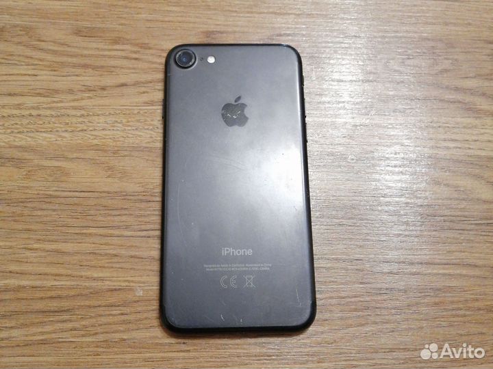 iPhone 7, 32 ГБ