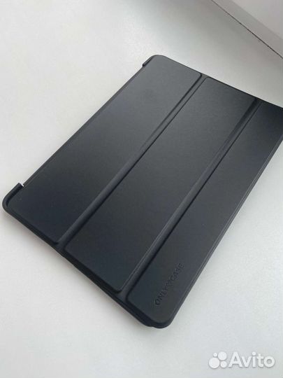 Чехол на iPad 9.7