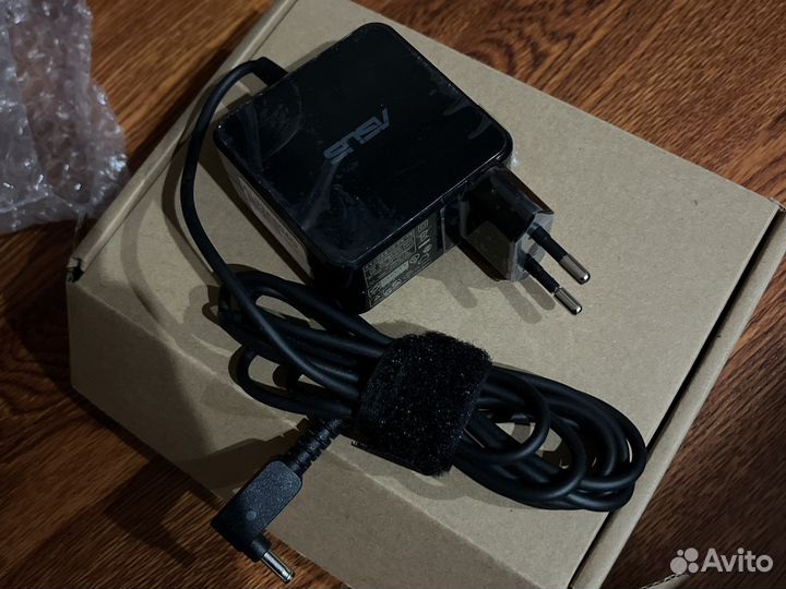 Зарядка для ноутбука asus
