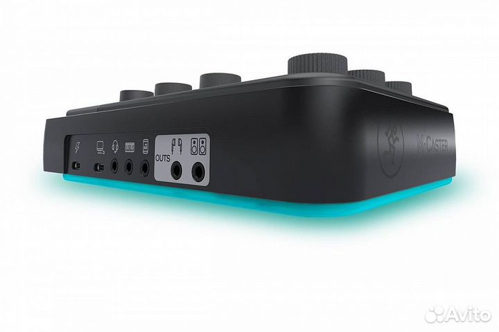 Микшерный пульт Mackie MixCaster Live