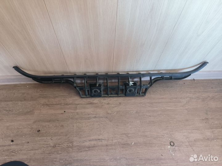 Крепление заднего бампера w211