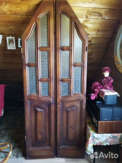 Дверь входная двухстворчатая бу