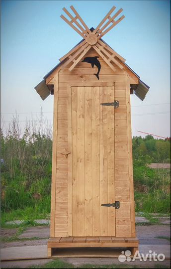 Уличный туалет деревянный BLU783