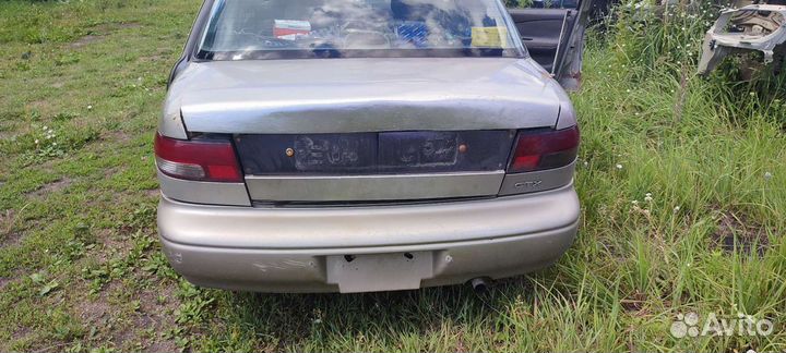 Kia sephia салон