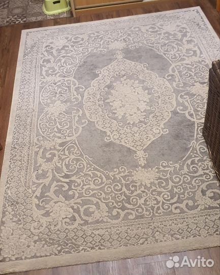Ковёр 2 на 4 бу