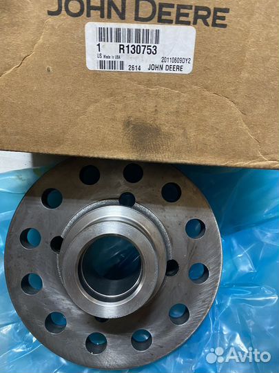 Джон Дир R133867 корпус дифф. 7830 John Deere