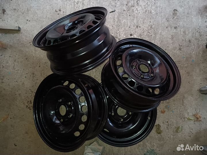 Диски штампованные VW/Audi 8D0601027 6x15 5x112 ET