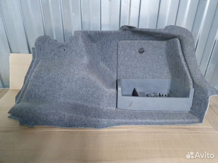 Обшивка багажника правая Bmw 318I E90 N46B20BZ