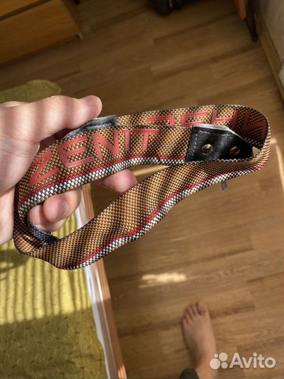 Плёночный фотоаппарат зенит 122