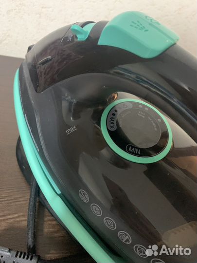 Утюг с парогенератором redmond