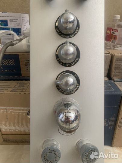 Душевая система с тропическим душем