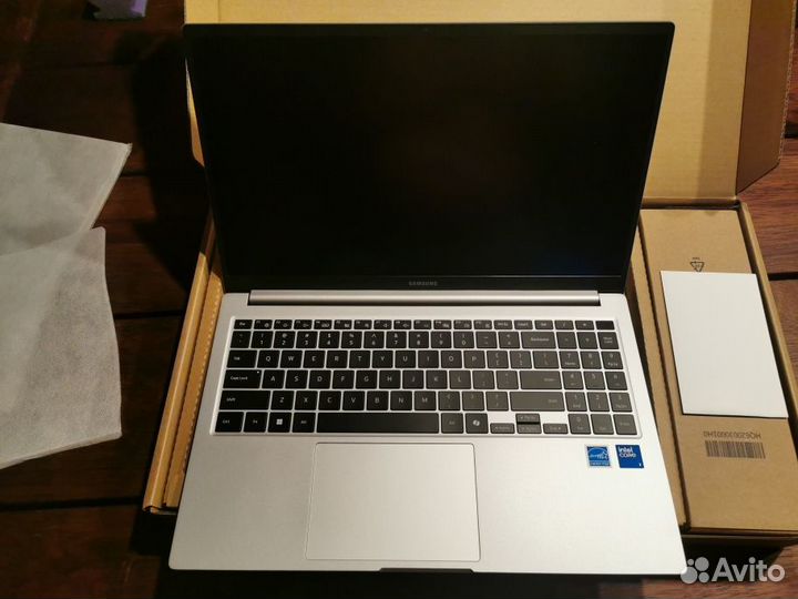 Samsung - Galaxy Book4 15.6