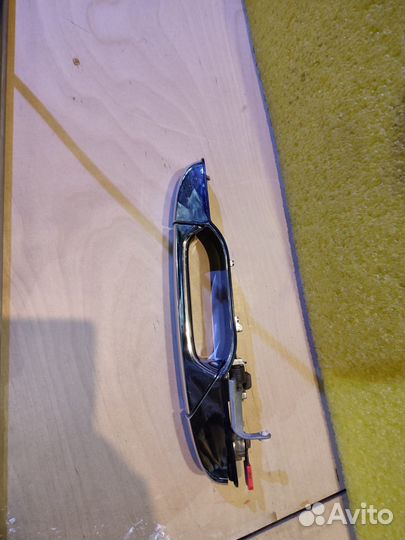 Ручка передней двери Tahoe, Escalade 900