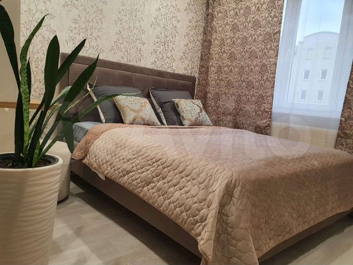 2-к. квартира, 65 м², 5/9 эт.