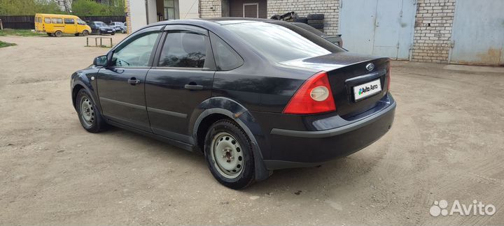 Ford Focus 1.4 МТ, 2005, 320 000 км