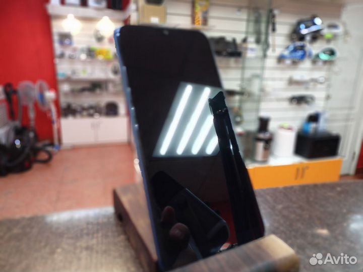 HUAWEI Y6 (2019), 2/32 ГБ