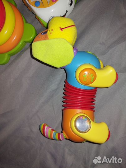 Развивающие игрушки для малышей пакетом