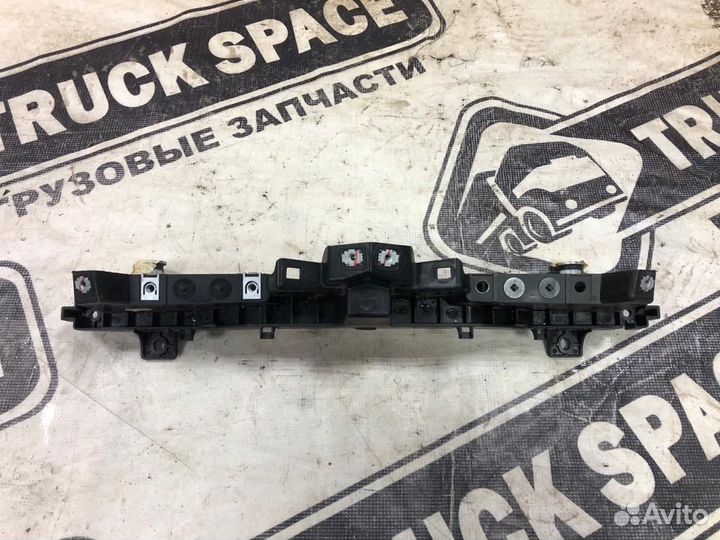 82322978 Кронштейн торпедо нижний для Renault T