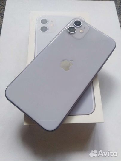 Телефон iPhone 11