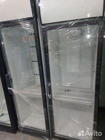 Холодильный шкаф витрина бу
