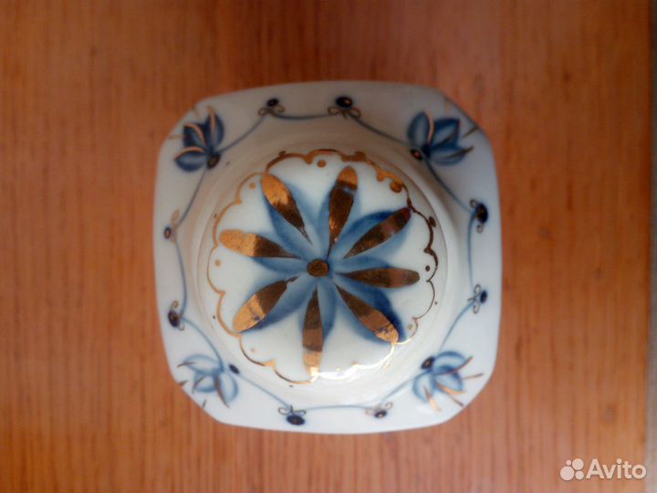 Банка для хранения сыпучих продуктов