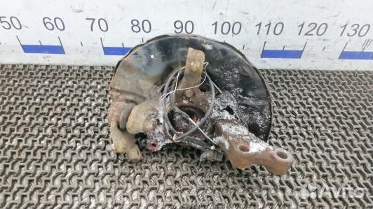 Ступица передняя левая toyota avensis T25 (BDN07K9