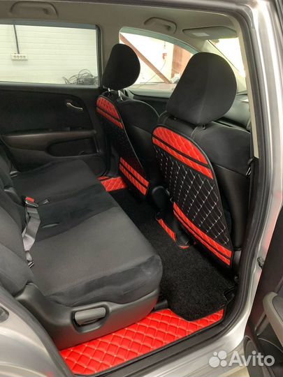 3Д коврики в салон или багажник Nissan Navara