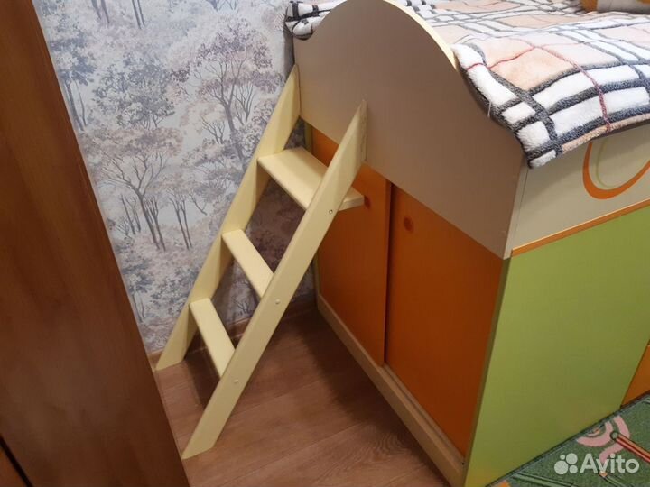 Кровать комбинированная со столом Тутти Фрутти