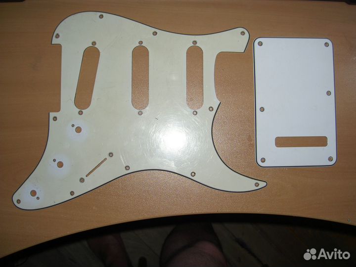 Пикгард Fender и задняя панель