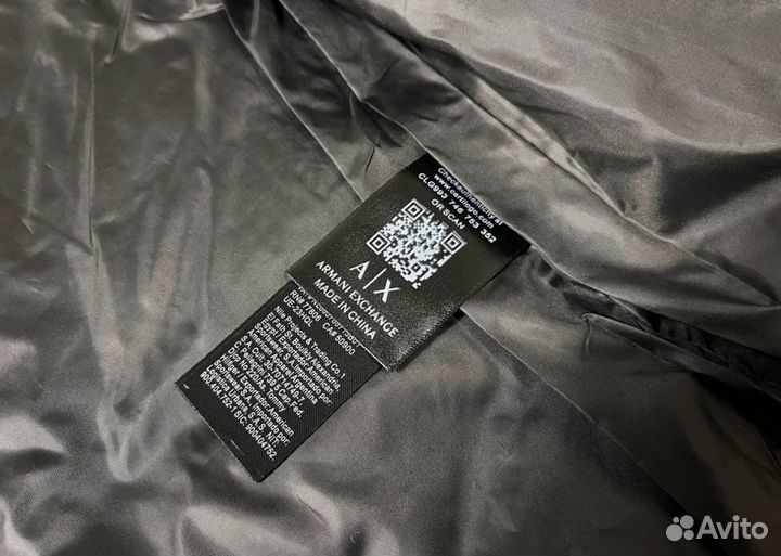 Куртки Armani комфортные