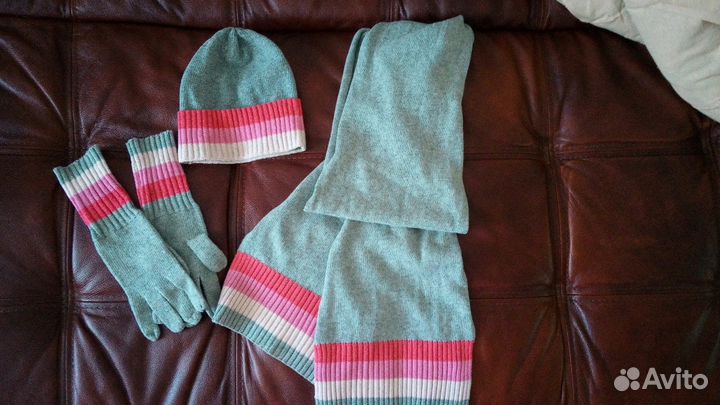 Комплект из магазина Снежная Королева