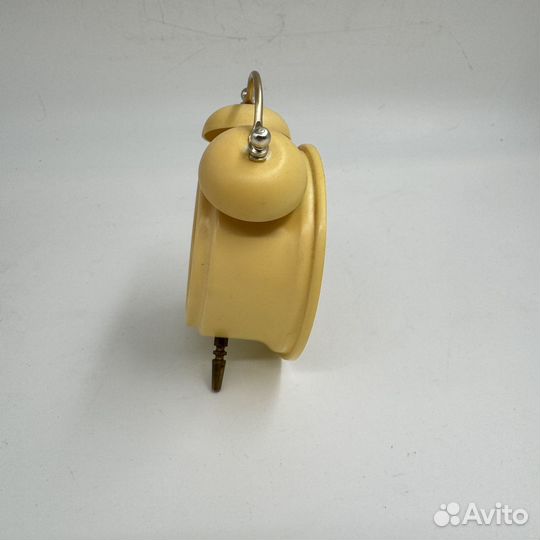 Часы настольные slava 11 камней винтаж СССР