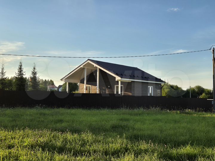 Дом 94,5 м² на участке 9 сот.